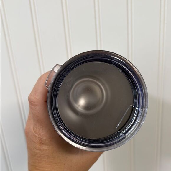 Pendleton Blue and Gray Geometric Tumbler 20oz Limited Edition Travel Mug - Picture 5 of 5